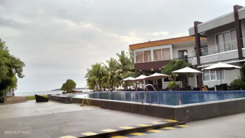 Hotel d'Season Premiere Jepara Relaksasi & Rekreasi Photos
