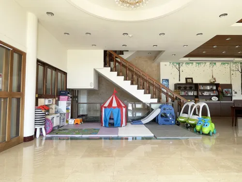 Ailiga Travel Villa Area Publik Photos