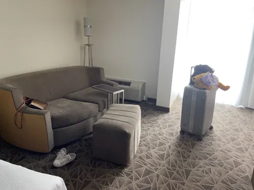 Courtyard Miami Downtown/Brickell Area Rooms Photos