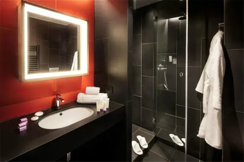 Glam Milano Rooms Photos