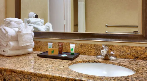 Cortona Inn and Suites Anaheim Resort Camere Photos