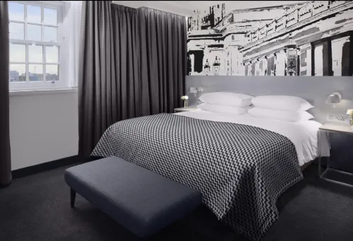 Radisson Blu Hotel Edinburgh City Centre Rooms Photos