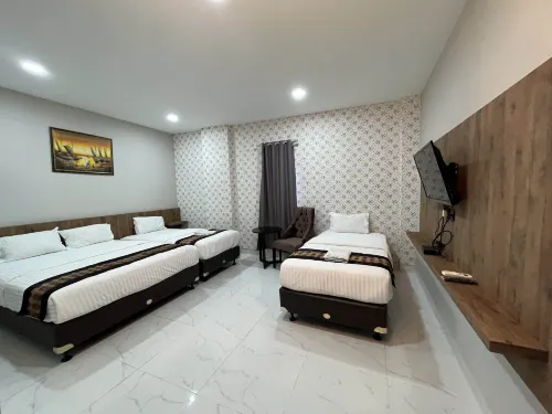 CVS The Hotel Unggulan Photos