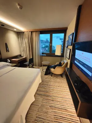 쉐라톤 그랜드 트빌리시 메테치 팰리스 객실 Photos