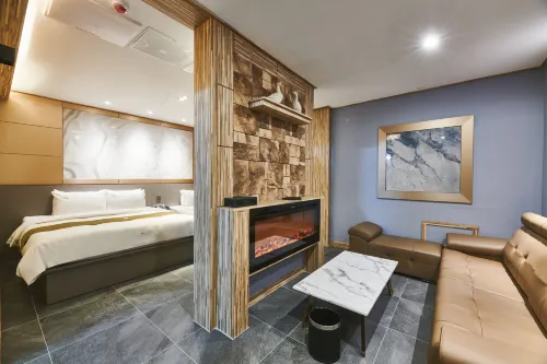 Aura Hotel Camere Photos