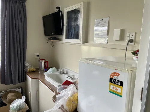 High Country Motel & Backpackers Rooms Photos
