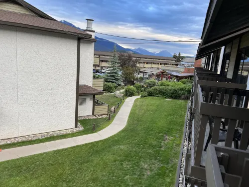 Jasper Inn & Suites by Innhotels Near Hotel Photos