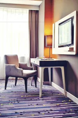 Mercure alam sutera Kamar Photos