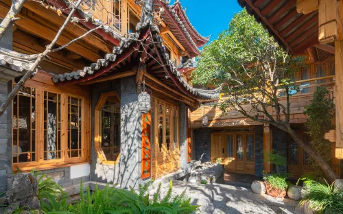 Lijiang Fengyasong Wenjinyuan Chinese Inn · Naxi Guyuan Aree comuni Photos