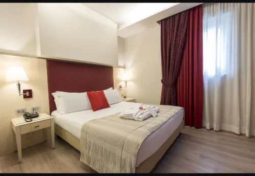 Just Hotel Lomazzo Fiera Chambres Photos