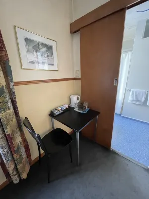 Leviathan Hotel Rooms Photos