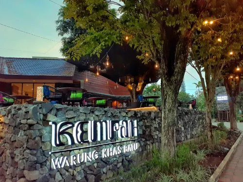 The Batu Hotel & Villas Dekat Hotel Photos