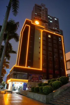 Meiqiu Holiday Hotel (Zhuhai Gongbei Port Branch) Exterior Photos