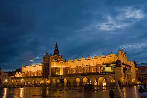 Golden Tulip Krakow City Center À proximité de l'hôtel Photos