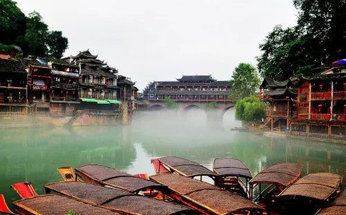 Fenghuang Barley Country Inn Near Hotel Photos