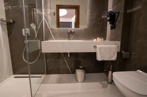 HENNA HOTEL ISTANBUL Kamar Photos