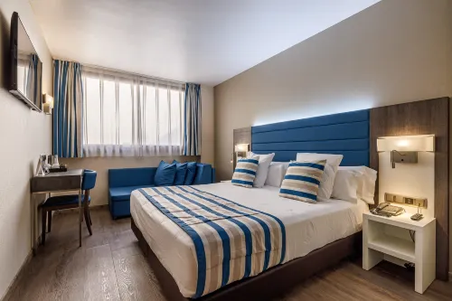 Hotel Ronda Lesseps Featured Photos