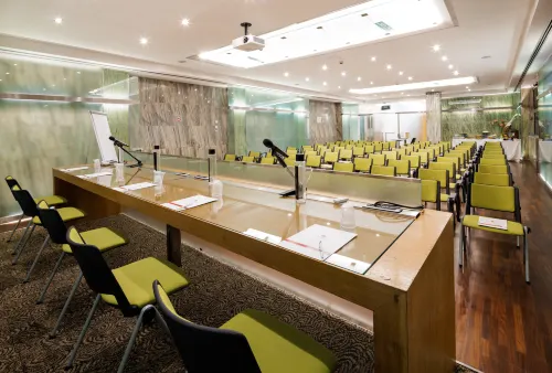 Best Western Premier Hotel Royal Santina Бизнес-удобства Photos