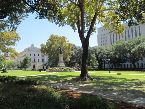 The Lafayette New Orleans by Kasa Featured Photos