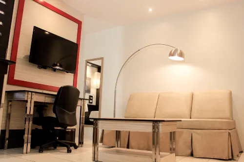 Executive Hotel Rooms Photos