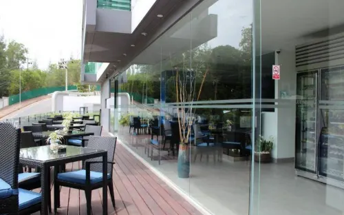 Absolute Twin Sands Resort & Spa تناول الطعام Photos