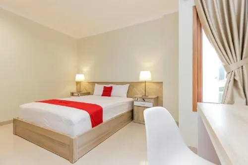 RedDoorz Premium Near Ragunan Zoo 2 Chambres Photos