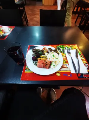 LCB Hotel Fuenlabrada Dining Photos