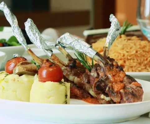 Courtyard Riyadh Northern Ring Road Dining Photos