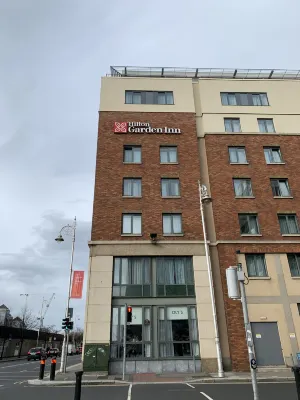 Hilton Garden Inn Dublin City Centre Exterior Photos