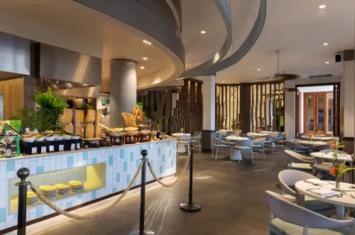 Sofitel Fiji Resort & Spa Dining Photos