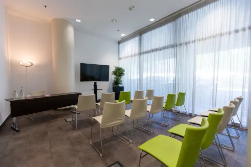 Ramada Plaza by Wyndham Milano Business Photos
