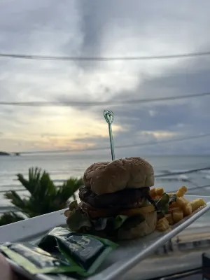 Sunset Beach Resort Restauration Photos