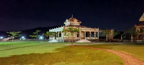 Las Casas Filipinas de Acuzar Area Publik Photos