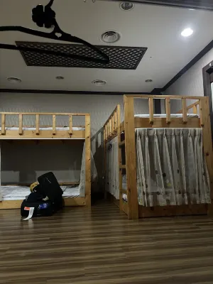 섬 게스트하우스 - 호스텔 객실 Photos