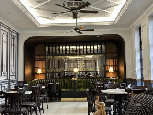Mandarin Hotel Managed by Centre Point Restauration Photos