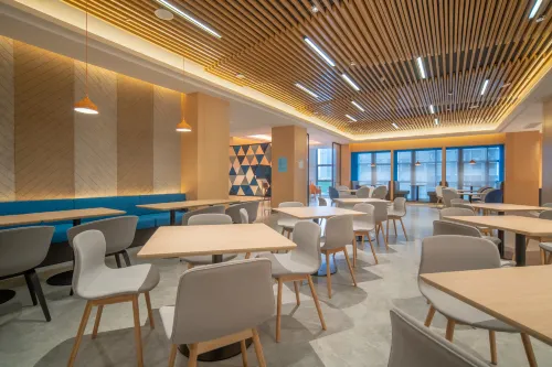홀리데이 인 익스프레스 화이베이 시티 센터, IHG 호텔 식사 Photos