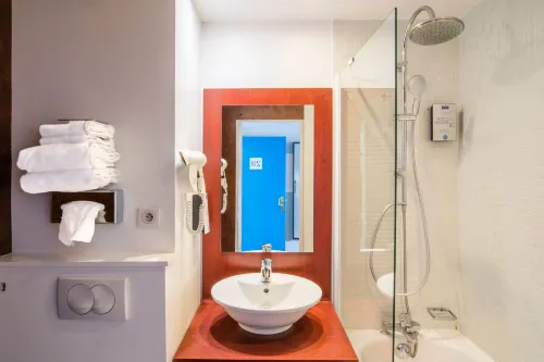 Hôtel BIRGIT Chambres Photos