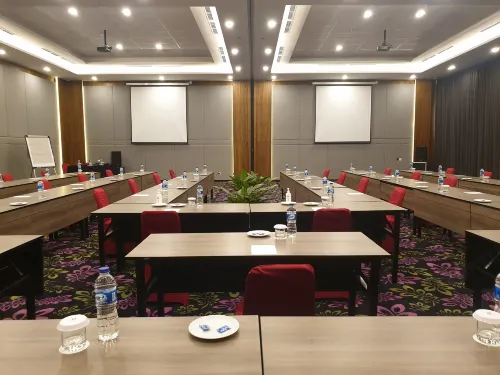 Swiss-Belinn Bogor Fasilitas Bisnis Photos