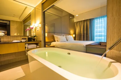 Hotel JS Luwansa Kamar Photos