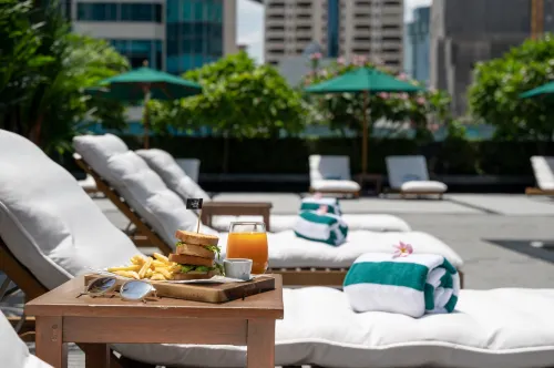 Maitria Hotel Sukhumvit 18 - A Chatrium Collection Bangkok Restauration Photos