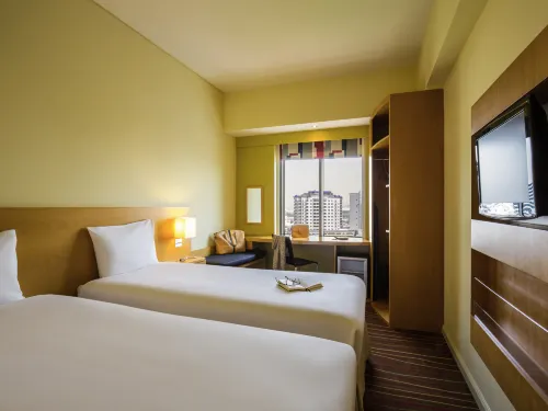 ibis Deira Creekside Dubai Zimmer Photos