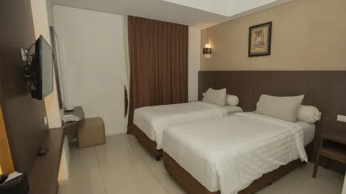 The Azana Hotel Airport Semarang Kamar Photos