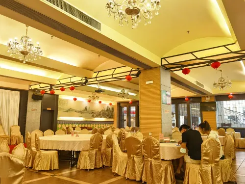 Caoxi Hot Spring Holiday Resort Dining Photos