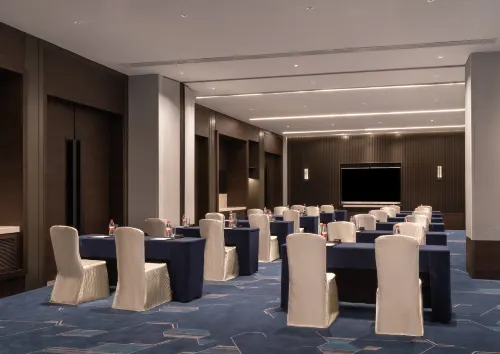 Crowne Plaza Xiamen Jimei Seaview Business Facilities Photos