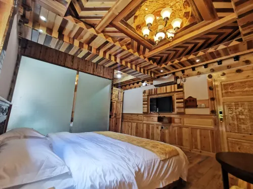 Cailin Holiday Manor Kamar Photos