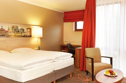 H+ Hotel Hannover Rooms Photos