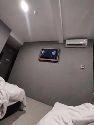 DJ Citi Point Hotel Kamar Photos