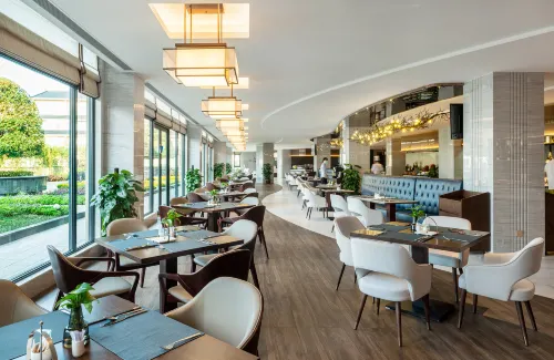 Wyndham Grand Plaza Royale Peach Blossom Hot Springs Resort Hunan Dining Photos
