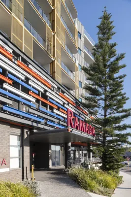Ramada by Wyndham VetroBlu Scarborough Beach Extérieur Photos