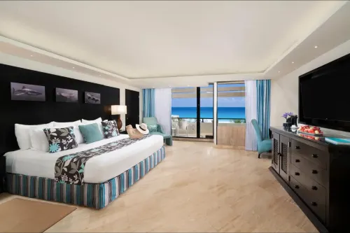 The Pyramid Cancun by Oasis - All Inclusive Chambres Photos